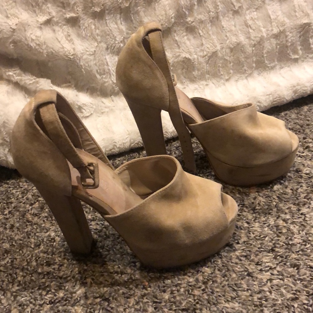 Aldo Nude Suede Pumps